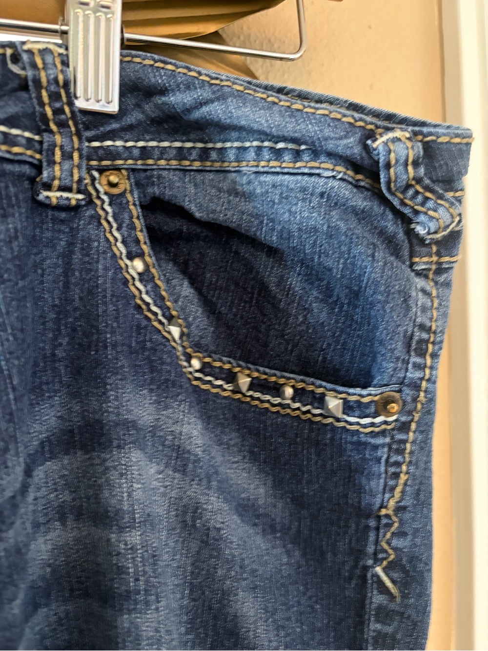 Angels Jeans Metal Stud Capri Dark Denim Size 17 - Picture 6 of 14